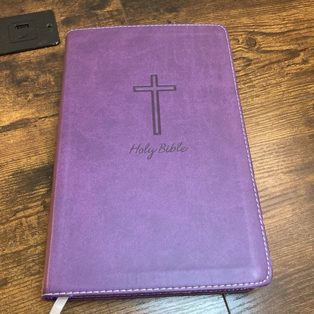 Holy Bible KJV 2016 Nelson Gift Edition LeatherSoft PURPLE Red Letter Silver Edg